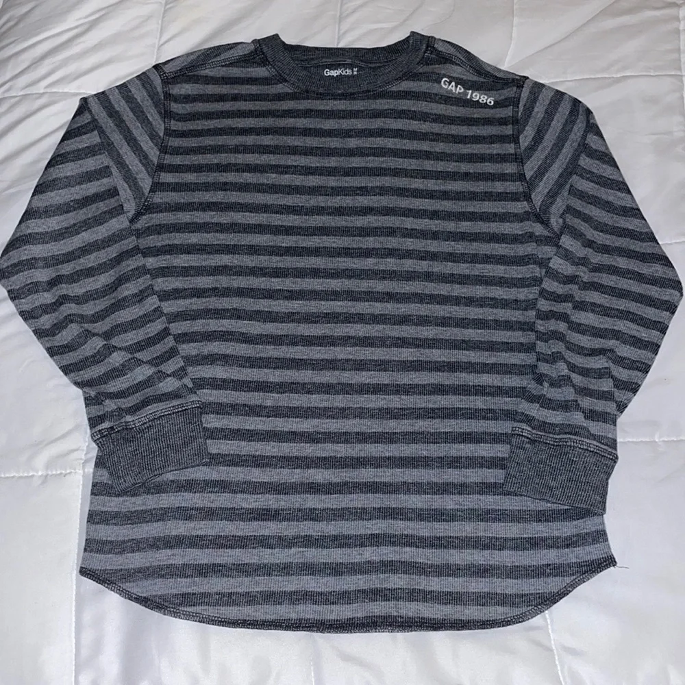 ❤️ NEW O’Neil Jacket and Kenneth Cole T-shirt never worn (new gap top $25 firm